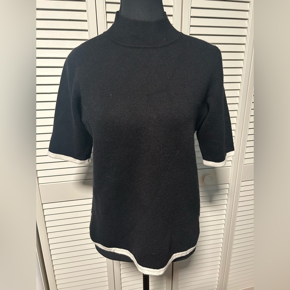 Nanette Lepore Black Short Sleeve Turtleneck with White Trim, size Small